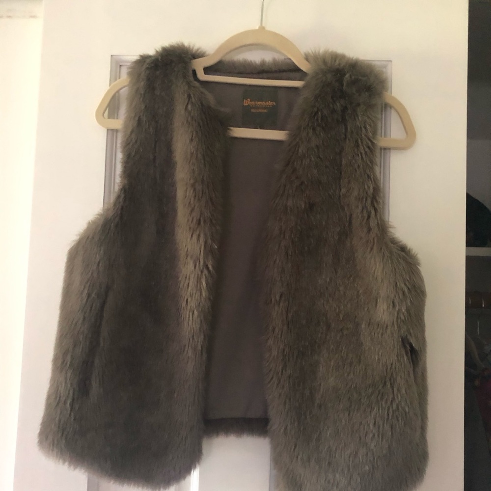 Faux fur vest